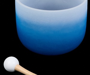 Barevná křišťálová mísa A — "Třetí oko" (6. čakra)